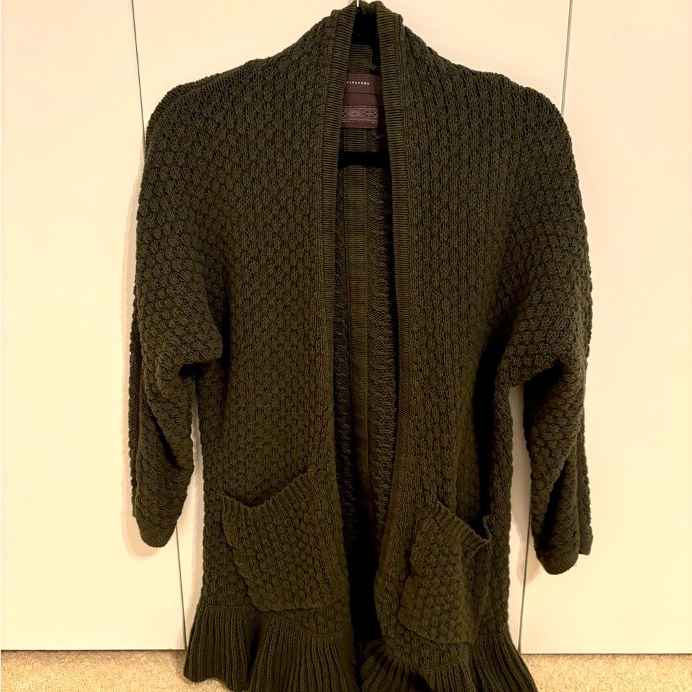 Green sweater. Guinivere brand.